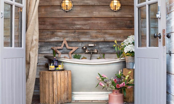 Nantwich House | The Old Parlour at Cheshire Boutique Barns