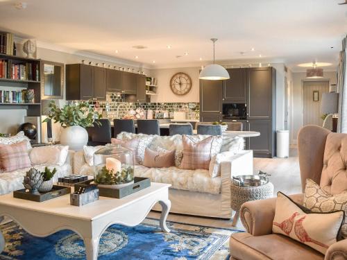Howwood House | The Old Stables
