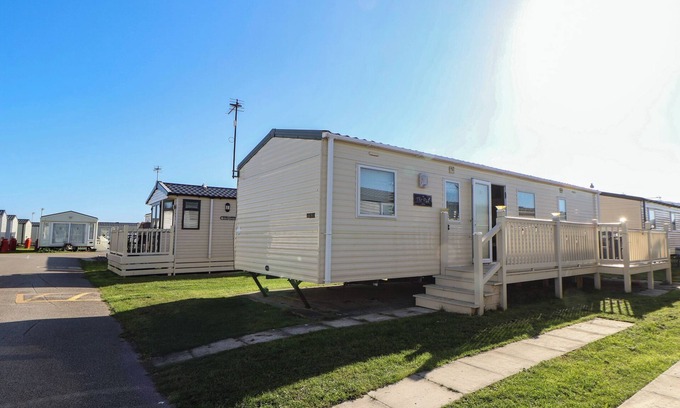 Prestatyn Cottage | THE PAD, family friendly, character holiday cottage in Prestatyn