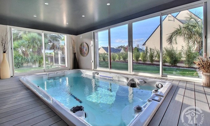 Penvenan House | The palm grove spa