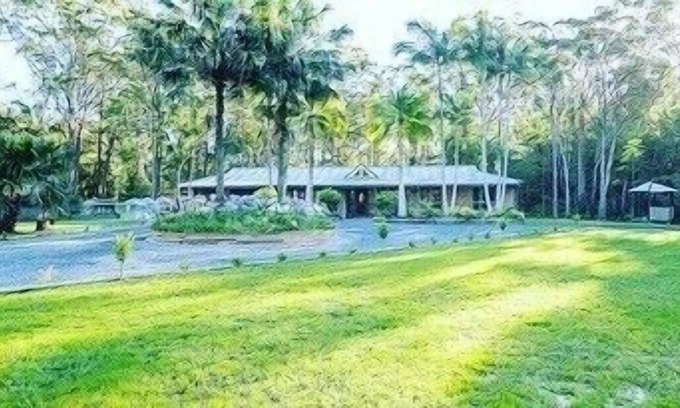 Smiths Lake House | The Palm House Smiths Lake