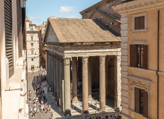 Rione VIII Sant'Eustachio Apartment | The Pantheon Terrace Experience