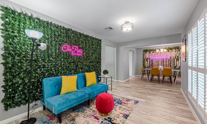 North Houston House | The Paris- Colorful 3BEDROOM 2BATH SFH w/Heated POOL Available