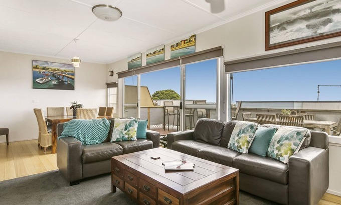 McCrae House | THE PERFECT BEACH HOUSE- MCCRAE