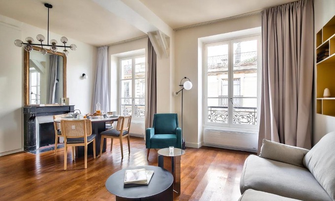 Sorbonne Apartment | The Perfect Parisian Flat Bd St-Germain - Mid Term