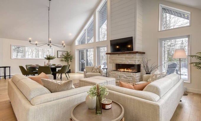 La Conception Ski Chalet | The Pine at Chic Shack - Forest Chalet with Sauna