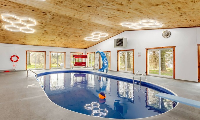 Pulaski Villa | The place of possibilities with amazing heated pool.