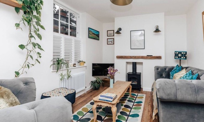 Henley-on-Thames House | The Poppies - Central Henley 3 bedroom house with parking