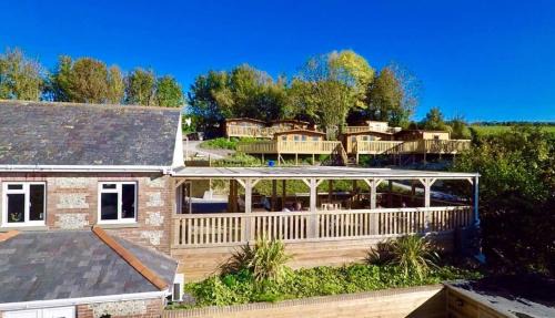 Cheselbourne Hotel | The Rivers Arms
