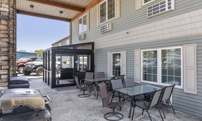 Towanda Hotel | The Riverstone Inn