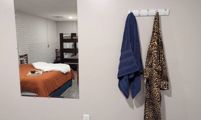 Birch Run Township Apartment | The Robins Nest near Frankenmuth is spacious basement apartment.