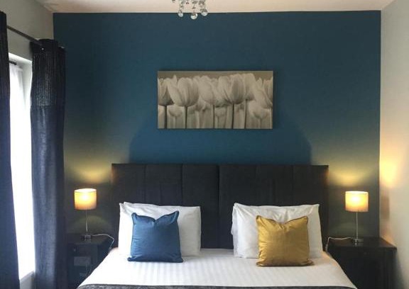 Kilcullen Cabin | The Rooms at The Spout