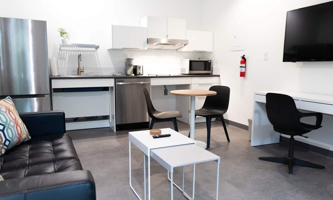 Norfolk Apartment | The Rosalie Suite 3, Steps from Norfolk's Hospitals