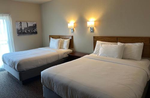 Houston County Hotel | The Sawmill Inn