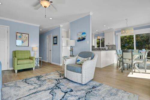Shell Island House | The Sea Guld Entire by Sea Scape Properties