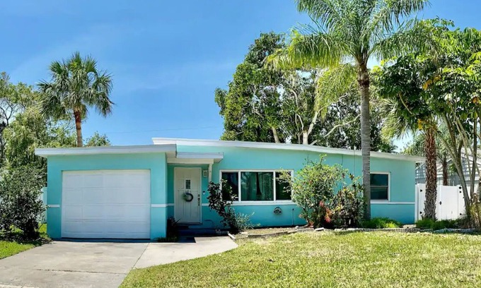 Redington Beach Cottage | The Seaside Getaway a Retro Coastal Cottage.