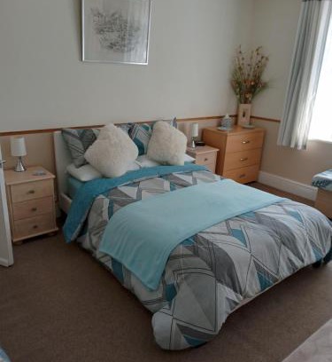 Prestatyn Apartment | The Shady Corner, Flat 2, 16 Sandy Lane