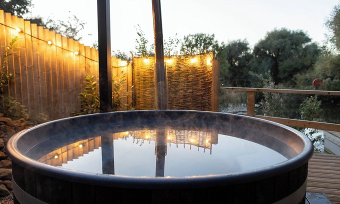 Thorpe House | The Shepherds Hut at Bridge Lake Farm & Fishery