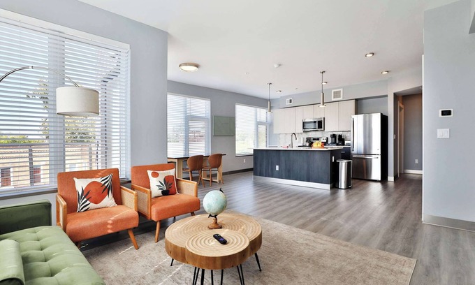 Downtown Columbus Apartment | The South Campus Loft