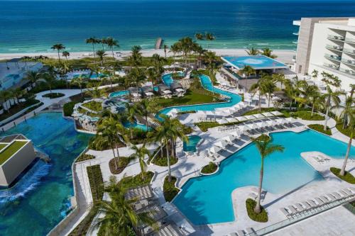 Longboat Key Hotel | The St. Regis Longboat Key Resort