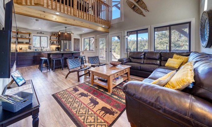 Salida Cabin | The Sunset House- Your perfect Rocky Mountain Getaway!