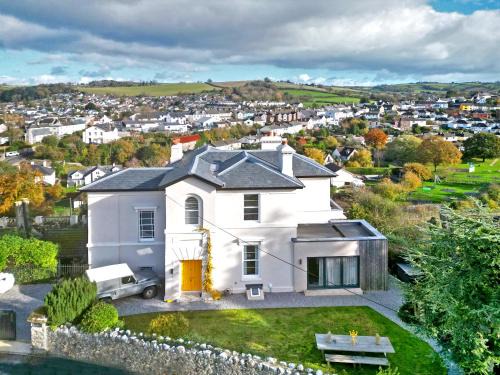 Kingskerswell House | The Surveyors House Devon, Luxury Victorian Villa in Torbay
