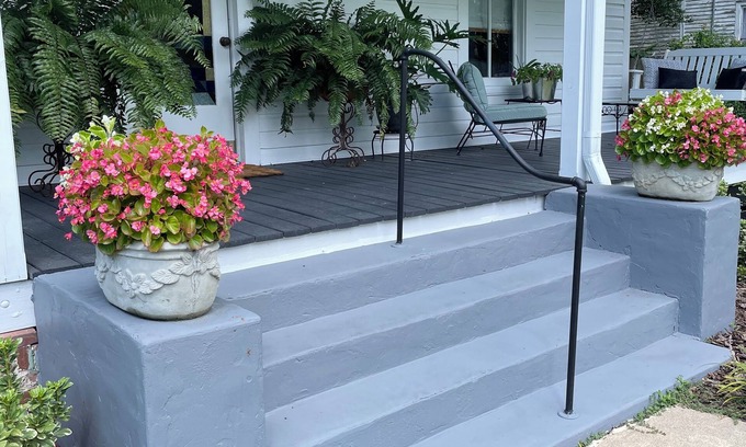 Historic Downtown Apalachicola House | The Tarpon Cottage near the bay.nRelaxing getaway!nSnowbirds special.