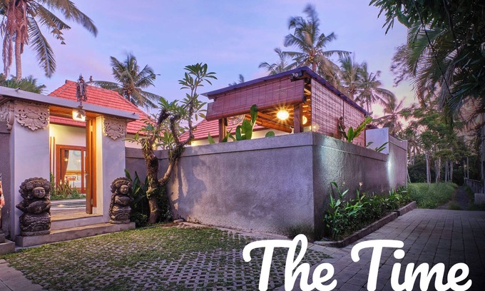 Lodtunduh Villa | The Time Ubud, private pool villa, peaceful location and convenient