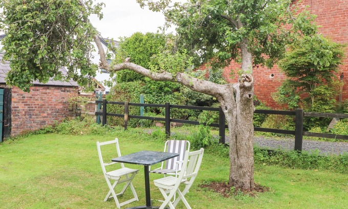 Warrington Cottage | The Toolshed