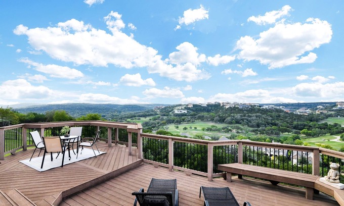 Helotes House | The Views are for Miles!