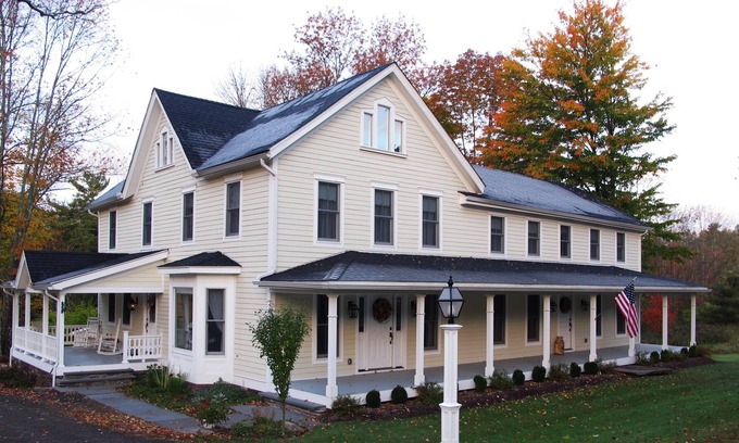 Ellenville House | The Wagar Suite is one of the two units in The Wagar Farm 1800's farmhouse. It is situated on 6 acres and overlooks the Beerkill stream. The Wagar Suite has the feel of an old farmhouse with all the modern conveniences including a whirlpool tub.