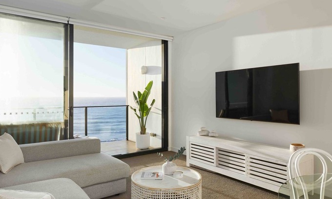 Newcastle Apartment | The Wave - holiday apartment in Newcastle