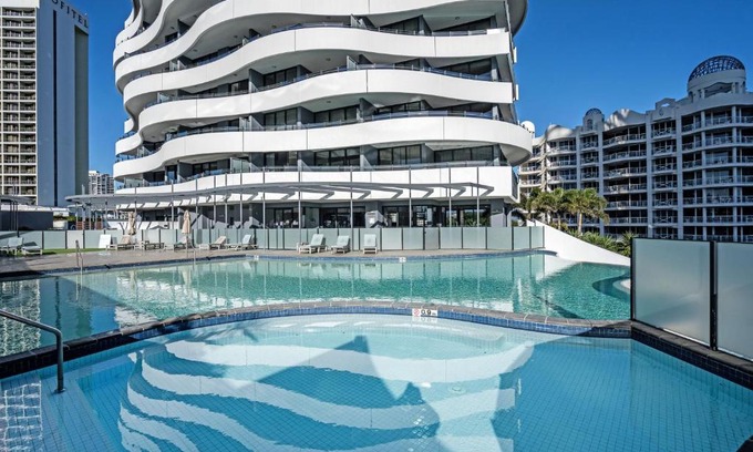Broadbeach Resort | The Wave Resort