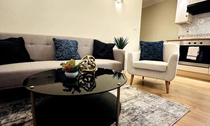 Trinity Apartment | The Wimbledon Haven 2 bed