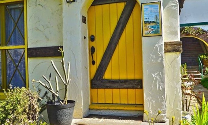 Laguna Beach Cottage | The Yellow Cottage-Manzanita Cottages