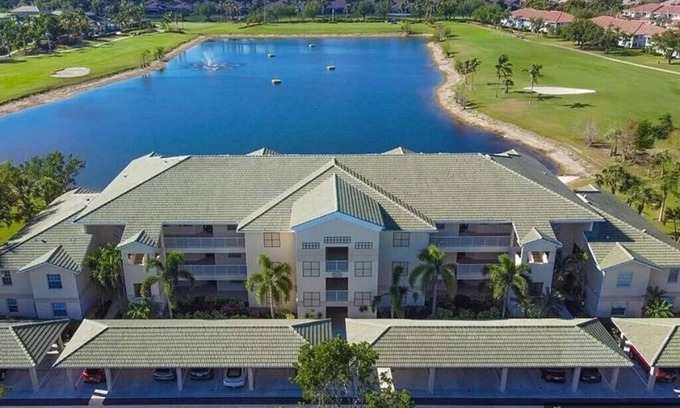 Biggar Condo | Third Floor Living with Golf Course views!