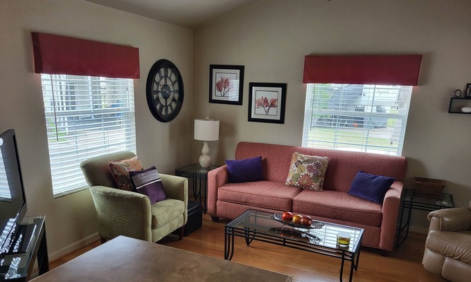 Donna House | This Athens home is located in Victoria Palms Resort in Donna TX. Huge deck