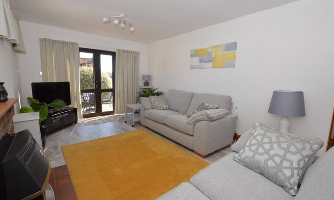 Sheringham Cottage | This bright and welcoming annexe is well equipped, with parking - perfect for a break exploring the