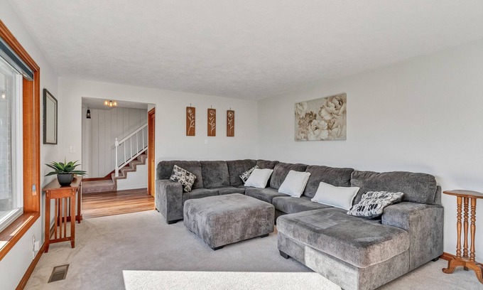 Lebanon House | This house is a 4 bedroom(s), 2.5 bathrooms, located in Lebanon, OR.