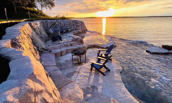 Erie House | This Place Rocks! Waterfall and lake access