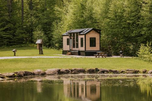 Chester House | Thistle House at Camp Greenwood Vermont with Sauna