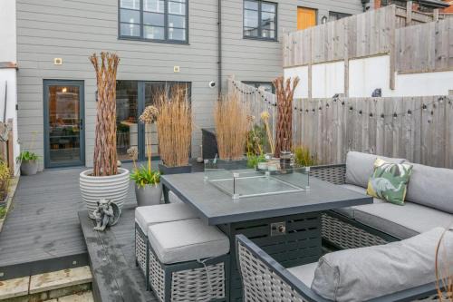 Bishops Tawton House | Thorncliffe Mews