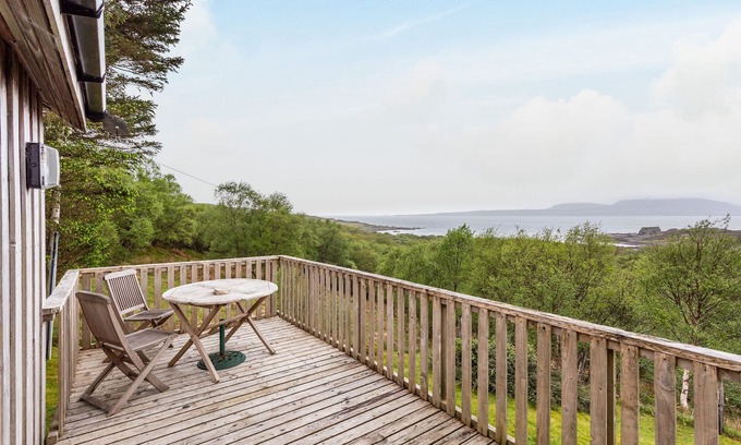 Breakish Cottage | THORSVIK, family friendly, character holiday cottage in Broadford