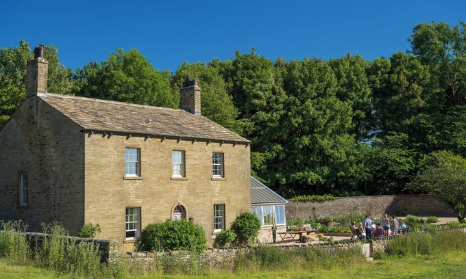 Skipton House | Three luxury cottages hosting 20 guests with access to an award winning wellbeing resort