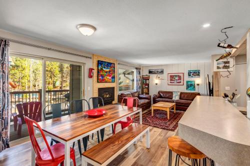 Peak 9 House | Timbernest A9 by Great Western Lodging
