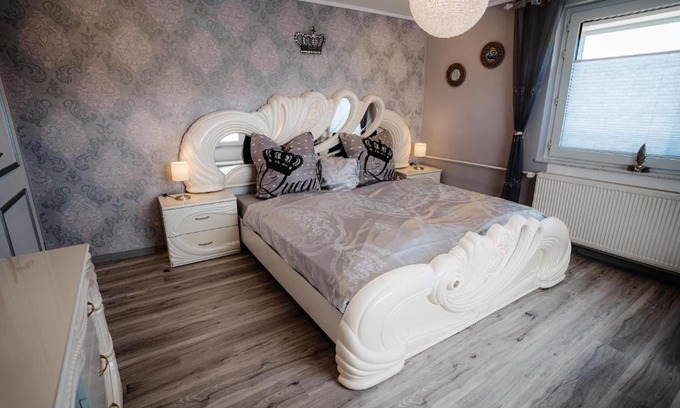 Waldbrunn Apartment | Timeout Royal