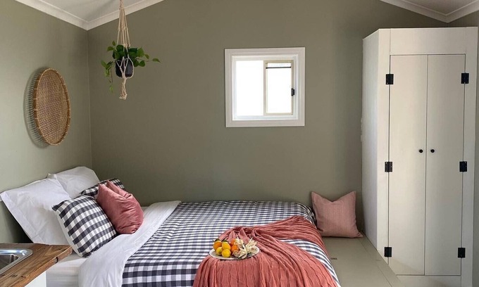 Argyle Other | Tiny Home on a Hill overlooking the sheep and the dam!