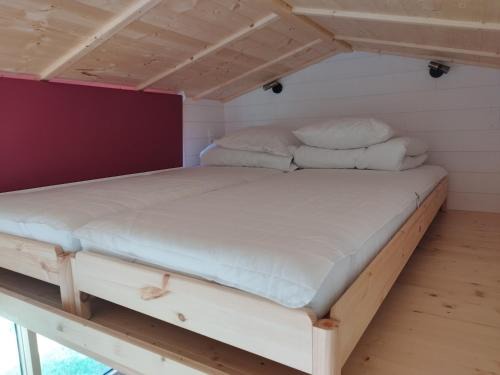 Saint-Georges-de-Livoye House | Tiny House des Etangs