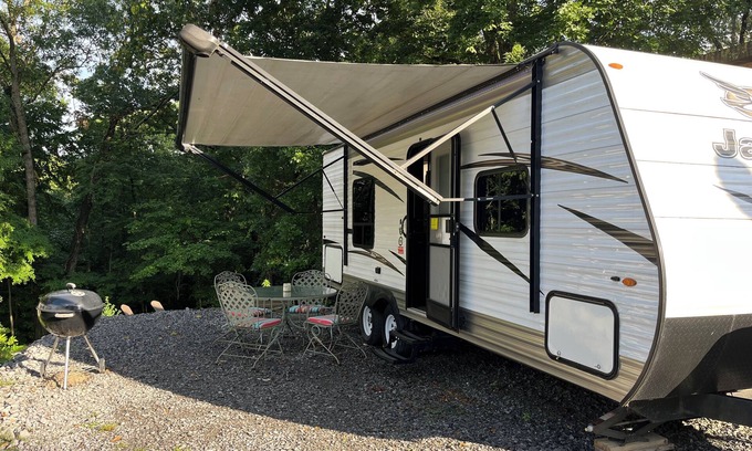 Aurora RV Rental | Tiny house on wheels - camping