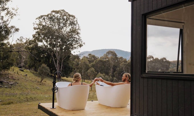 Merton Cabin | Tiny Maggie Summary: